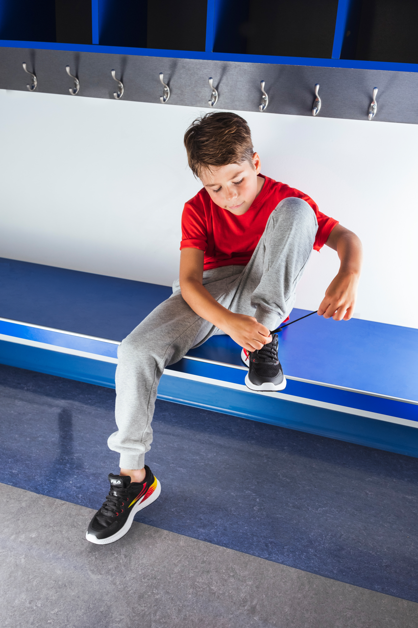 Guide d'achat : Les meilleures espadrilles pour vos enfants, des premiers pas à l'adolescence.