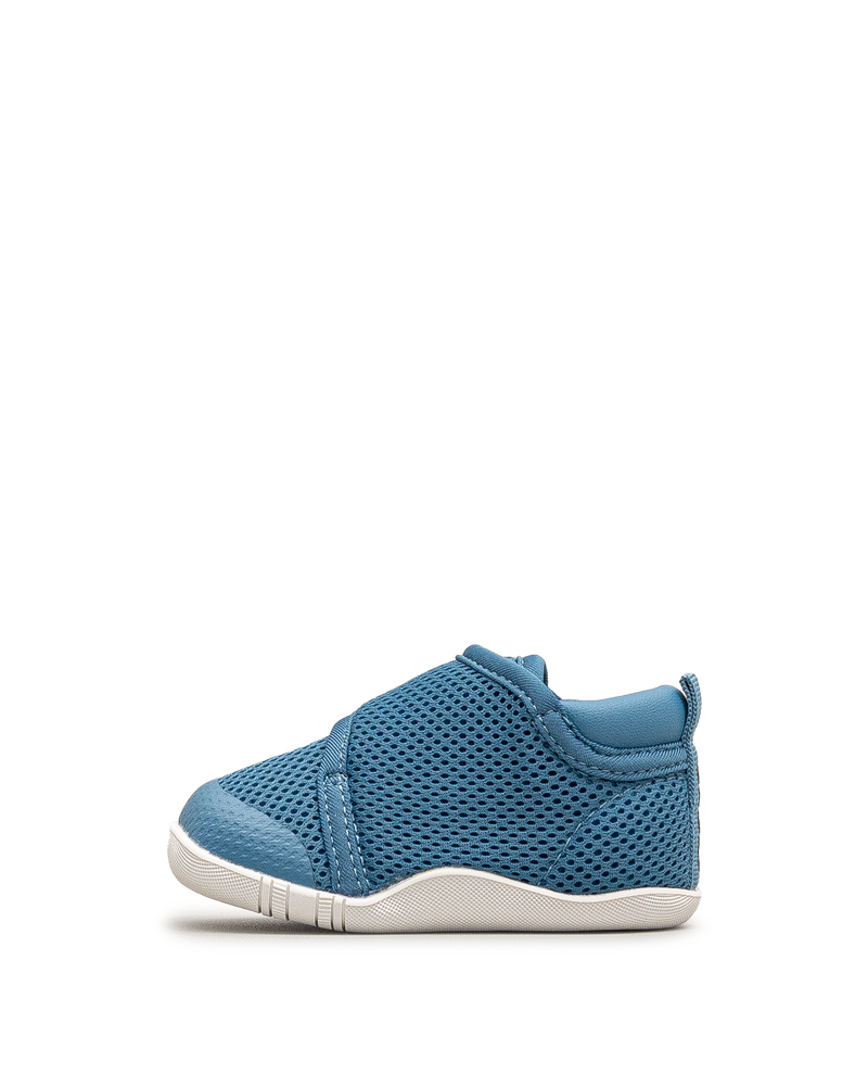 Autre vue latérale de la chaussure Stonz Cruiser Original bébé bleu denim