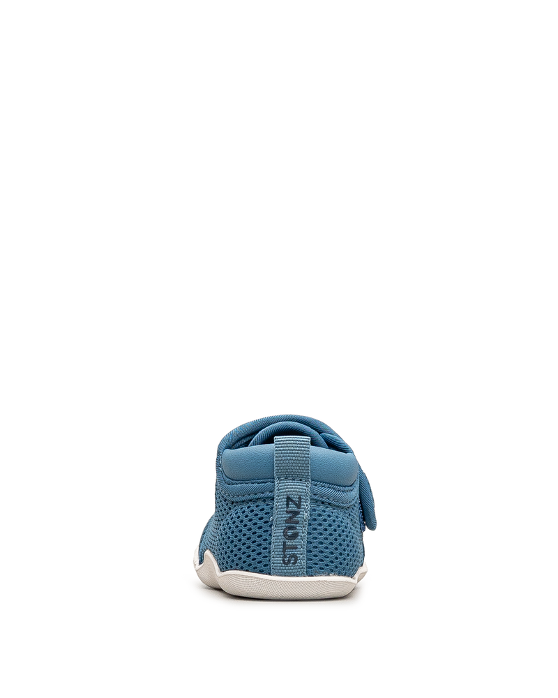 Vue arrière de la chaussure Stonz Cruiser Original bébé bleu denim